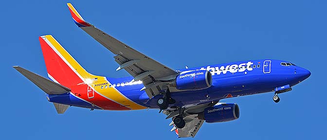 Southwest Boeing 737-7H4 N939WN, Phoenix Sky Harbor, November 3, 2016